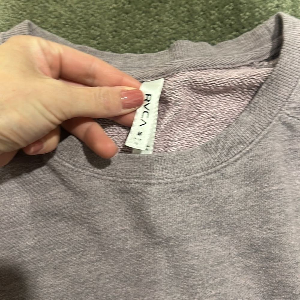 RVCA - Picture 2 of 3